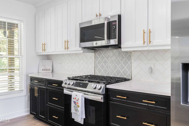 3010 Blueberry Lane, Chapel Hill, NC 27516