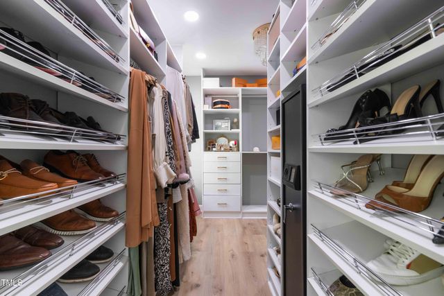 3010 Blueberry Lane, Chapel Hill, NC 27516