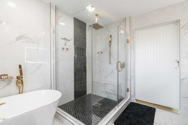 3010 Blueberry Lane, Chapel Hill, NC 27516