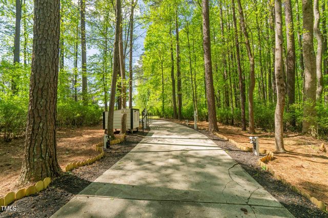 3010 Blueberry Lane, Chapel Hill, NC 27516