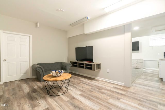 3010 Blueberry Lane, Chapel Hill, NC 27516