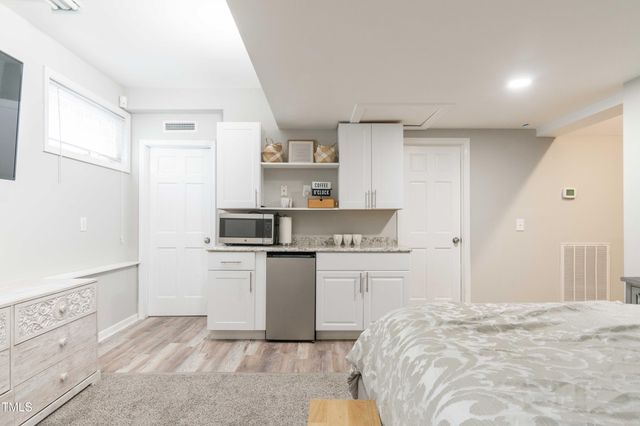 3010 Blueberry Lane, Chapel Hill, NC 27516