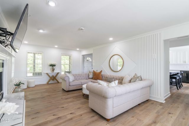 3010 Blueberry Lane, Chapel Hill, NC 27516