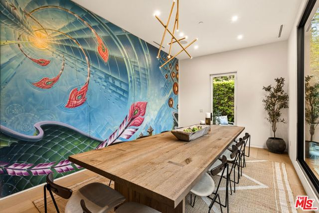 2416 Frey Avenue, Venice, CA 90291