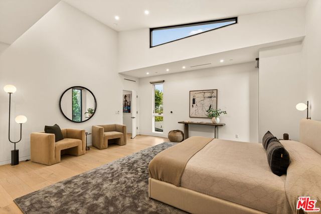 2416 Frey Avenue, Venice, CA 90291