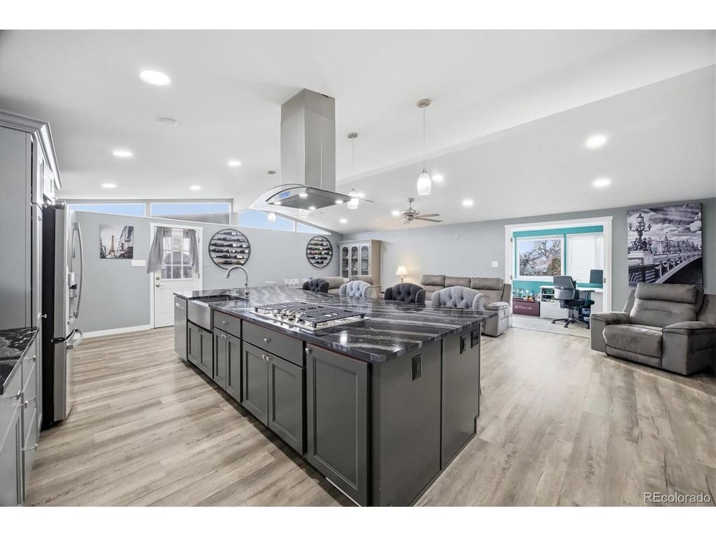 6409 Brentwood St, Arvada, CO 80004