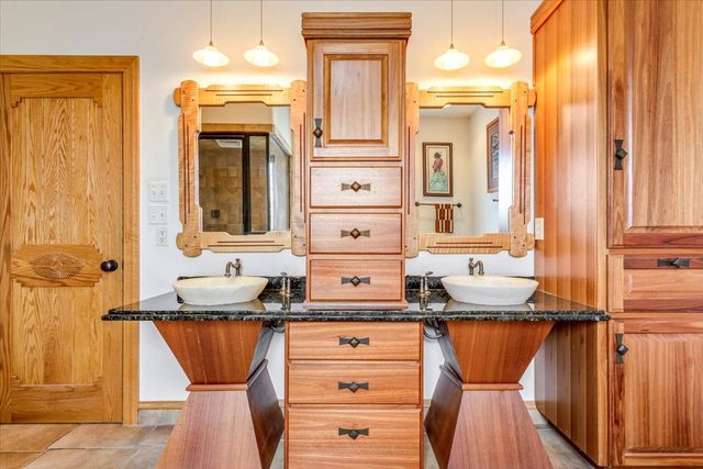 200 Ranchcrest Road, Lorena, TX 76655