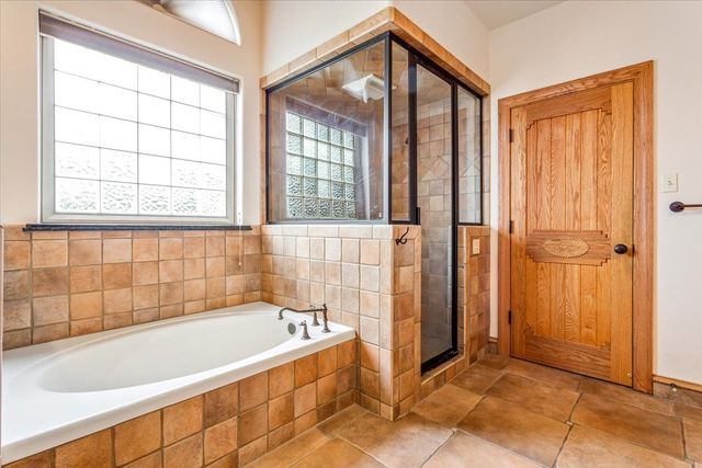 200 Ranchcrest Road, Lorena, TX 76655