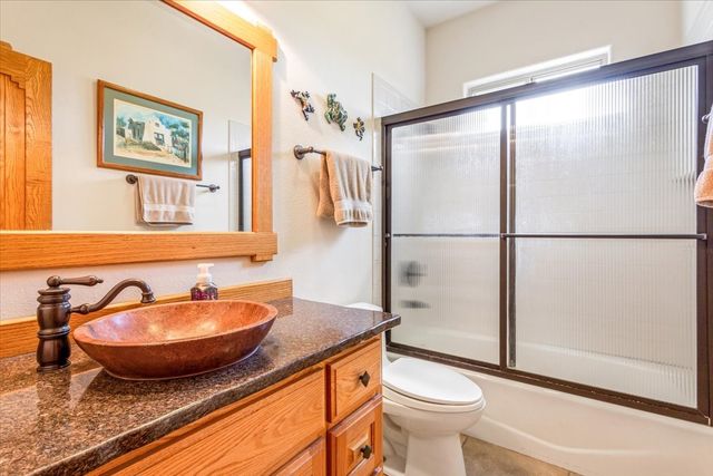 200 Ranchcrest Road, Lorena, TX 76655