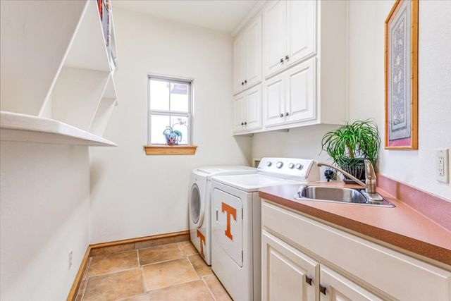 200 Ranchcrest Road, Lorena, TX 76655