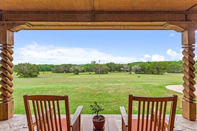 200 Ranchcrest Road, Lorena, TX 76655