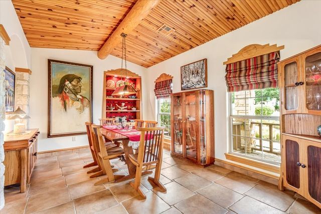 200 Ranchcrest Road, Lorena, TX 76655