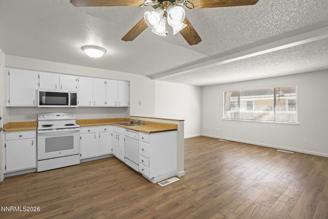 401 Allouette Way 02, Carson City, NV 89706