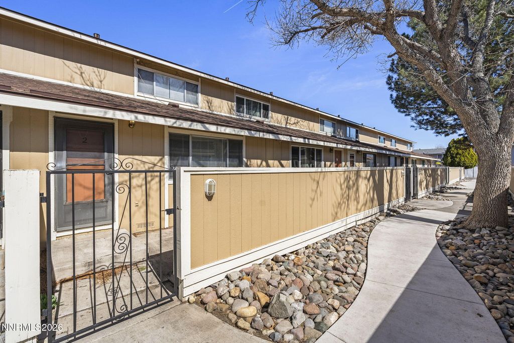 Image 2 of property listing at 401 Allouette Way 02, Carson City, NV 89706