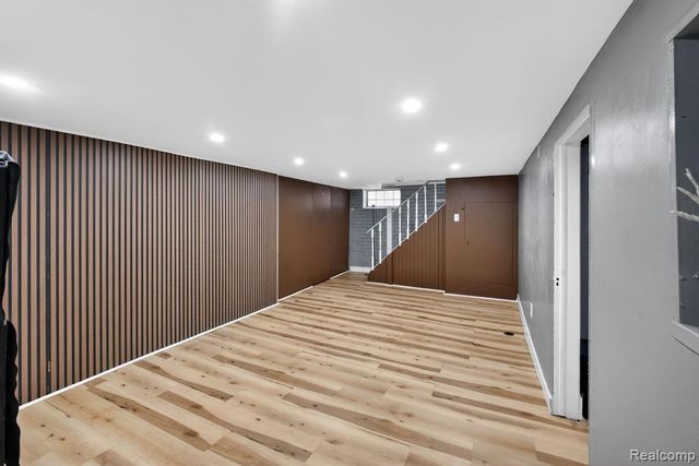 17183 Washburn Street, Detroit, MI 48221