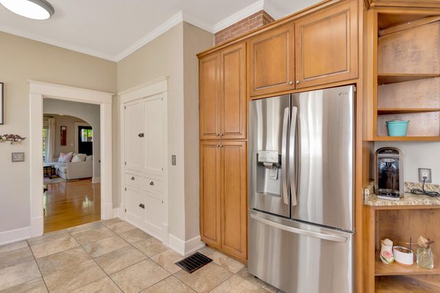 211 Mcfarland Avenue, Chattanooga, TN 37405