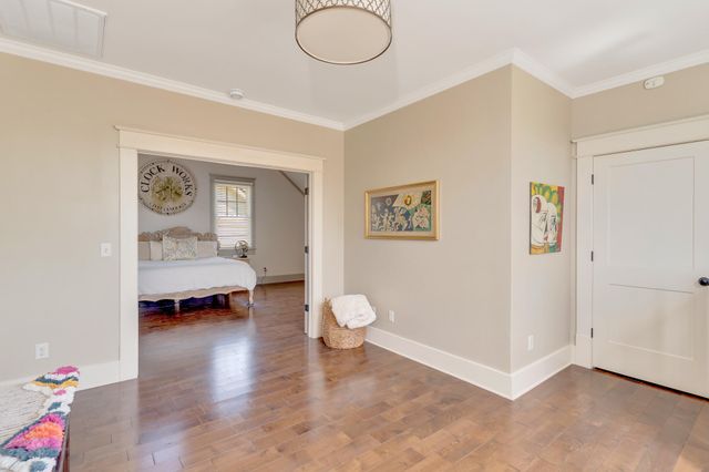 211 Mcfarland Avenue, Chattanooga, TN 37405