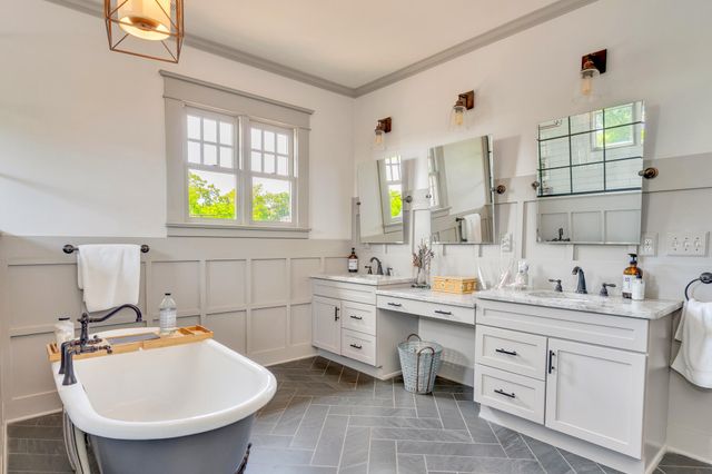 211 Mcfarland Avenue, Chattanooga, TN 37405