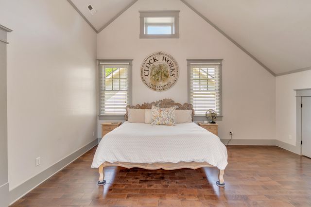 211 Mcfarland Avenue, Chattanooga, TN 37405