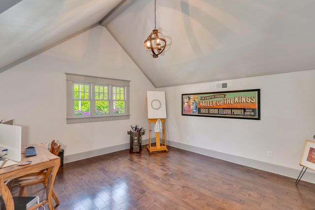 211 Mcfarland Avenue, Chattanooga, TN 37405