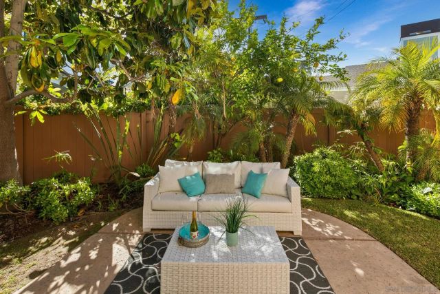1100 Pine St, Coronado, CA 92118