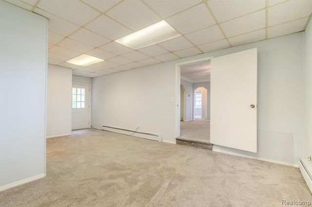 4644 Rochester Road, Royal Oak, MI 48073