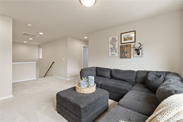 1113 Gaines Avenue SE, North Bend, WA 98045