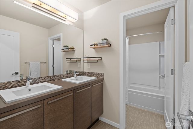 1113 Gaines Avenue SE, North Bend, WA 98045
