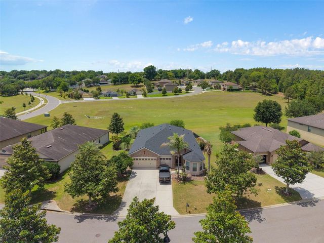 30115 KLADRUBY POINT, Mount Dora, FL 32757