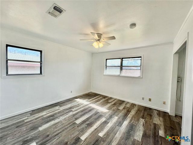 105 E Upshaw Avenue, Temple, TX 76501
