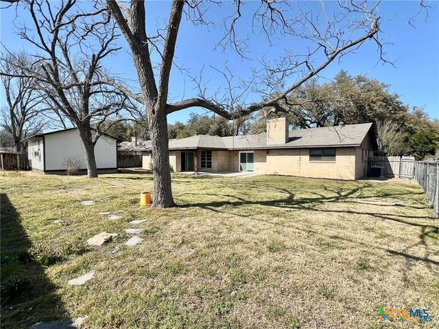 105 E Upshaw Avenue, Temple, TX 76501