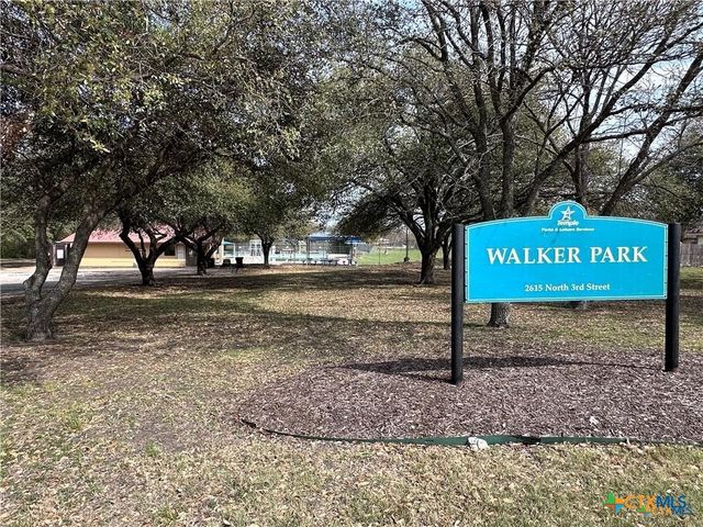 105 E Upshaw Avenue, Temple, TX 76501