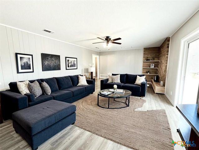 105 E Upshaw Avenue, Temple, TX 76501