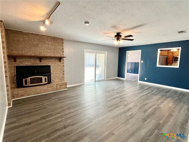105 E Upshaw Avenue, Temple, TX 76501