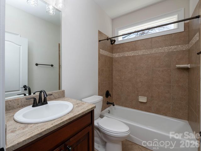 7919 Glen Abbey Circle, Stanley, NC 28164