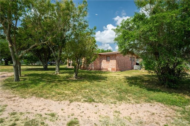 114 Guadalupe Flores Road, Sullivan City, TX 78595