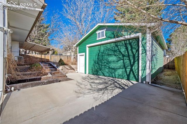 1764 Sawyer Way, Colorado Springs, CO 80915