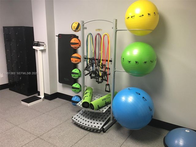 2501 S Ocean Dr 1617, Hollywood, FL 33019