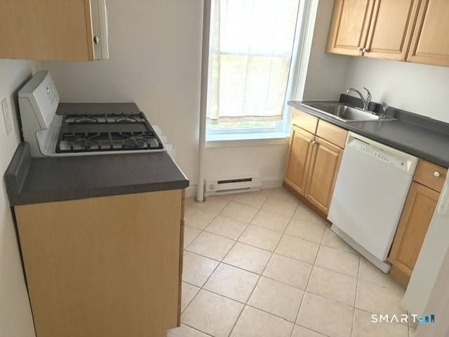 134 Summer Street 1B, Stamford, CT 06840