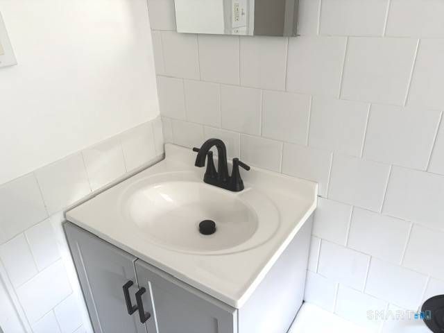 134 Summer Street 1B, Stamford, CT 06840