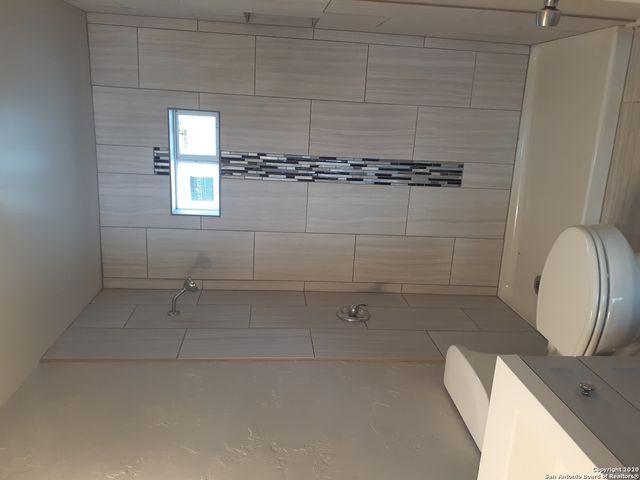 138 LIVINGSTON, San Antonio, TX 78214