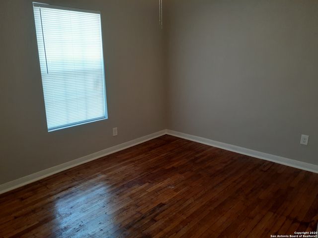 138 LIVINGSTON, San Antonio, TX 78214