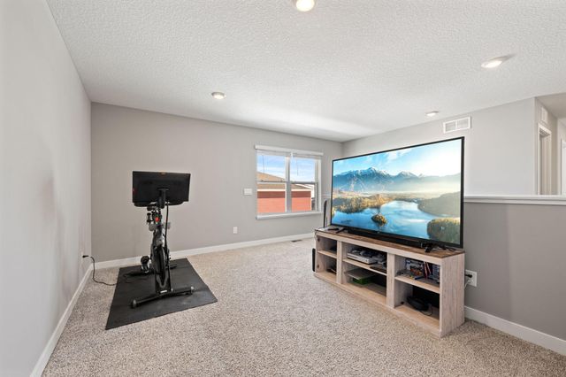 1031 Shoreview Drive, Jordan, MN 55352