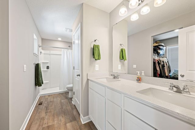 1031 Shoreview Drive, Jordan, MN 55352