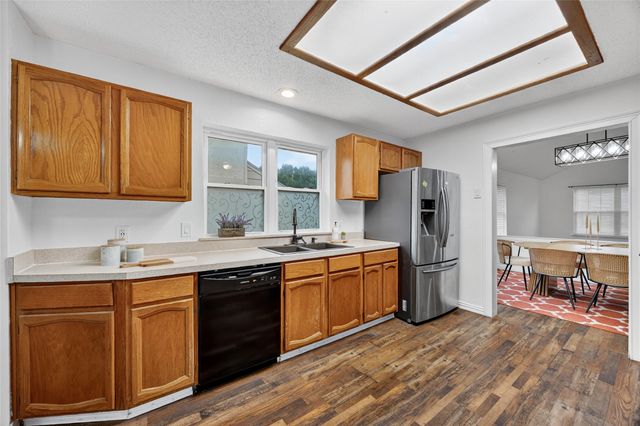 1517 Yorkshire Drive, Mesquite, TX 75149