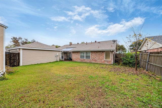 1517 Yorkshire Drive, Mesquite, TX 75149