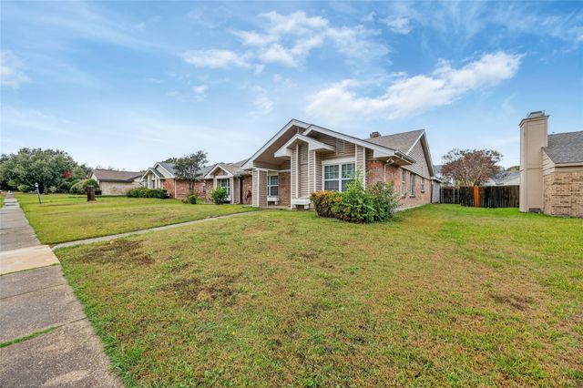 1517 Yorkshire Drive, Mesquite, TX 75149