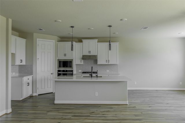 2925 Cliff Ridge Lane, Katy, TX 77493