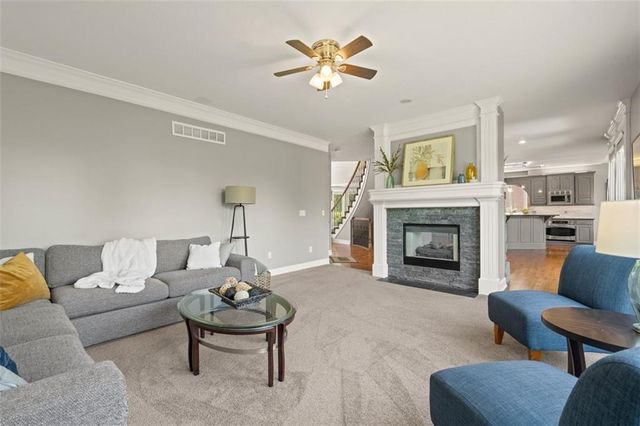13714 Cody Street, Overland Park, KS 66221