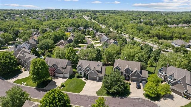 13714 Cody Street, Overland Park, KS 66221